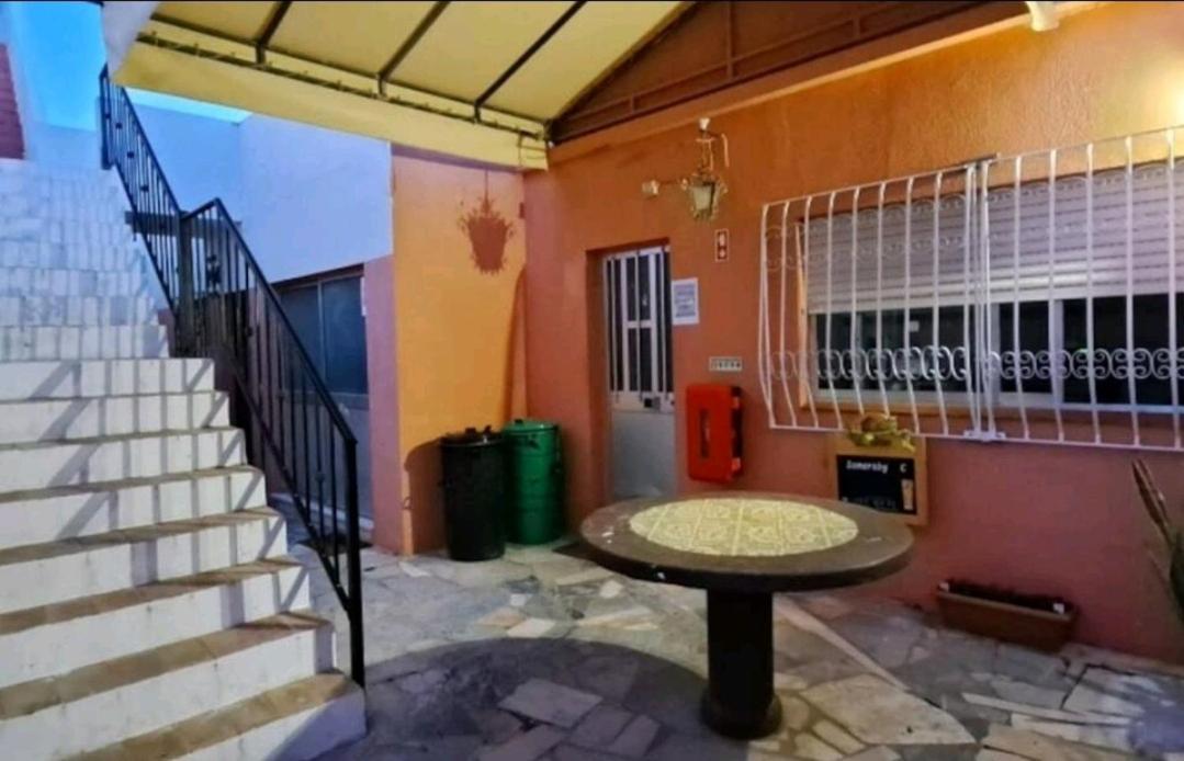 Guest House Casa Ramos On The Strip Albufeira Exterior photo